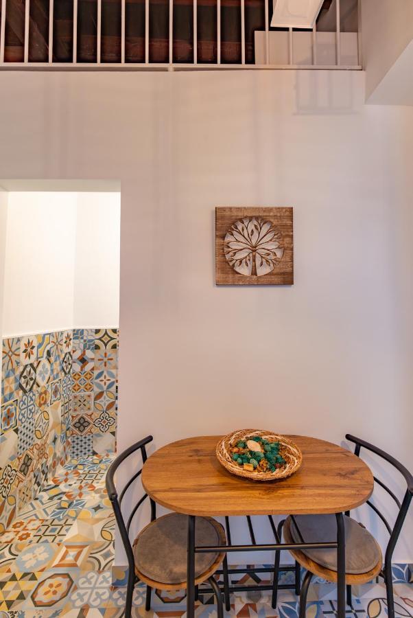Apartamento Segunda Puerta Centro Historico Севиля Екстериор снимка